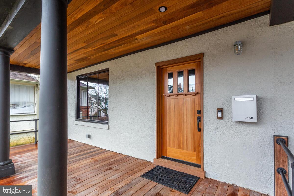 37 Murray Avenue Annapolis, MD 21401 - Photo 4 of 73