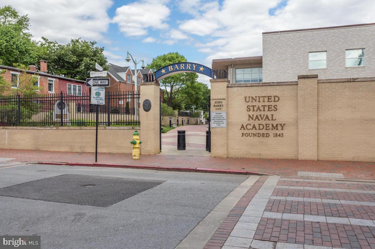 37 Murray Avenue Annapolis, MD 21401 - Photo 68 of 73