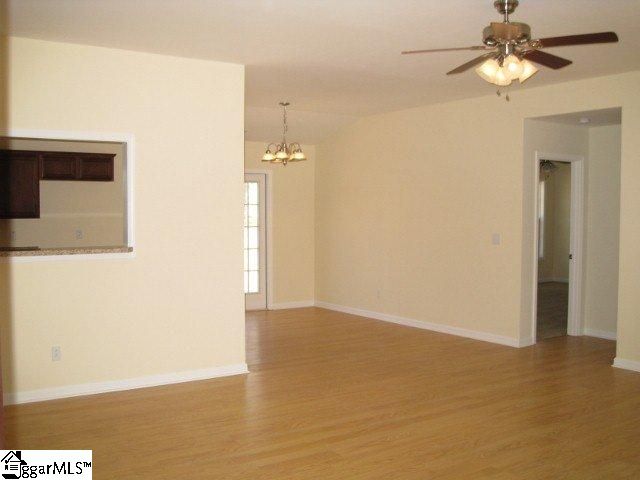 113 James Road Easley, SC 29642 - Photo 4 of 17 Gallery Image 4