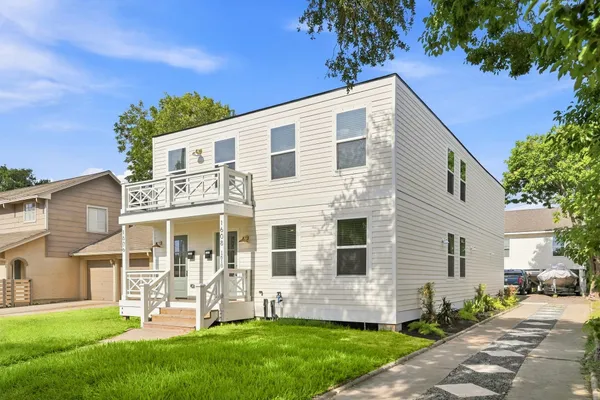 $1,750 | 1608 31st Street, Unit DOWN, Galveston, TX 77550