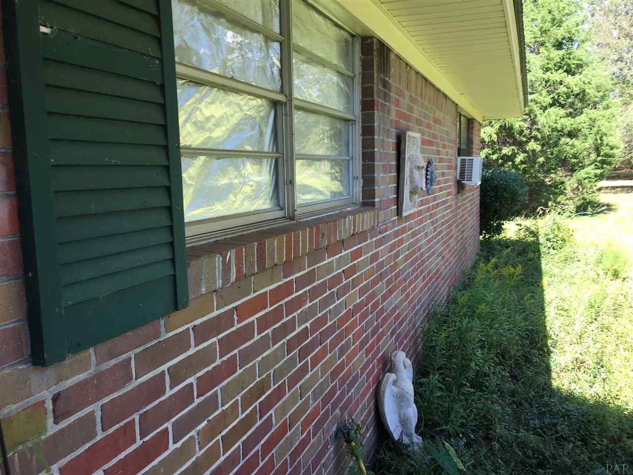 5771 Dortch Road Century, FL 32535 - Photo 2 of 34
