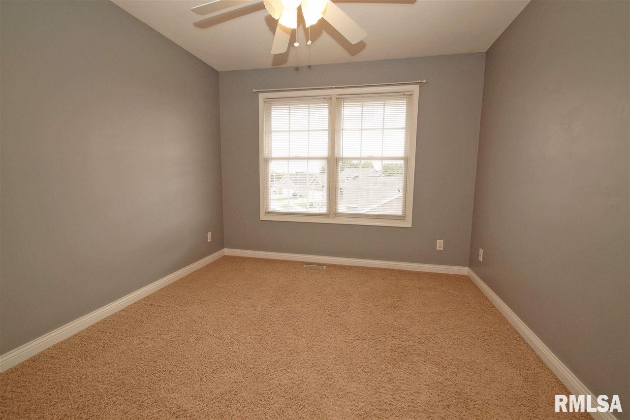 1700 Kingsbury Road Washington, IL 61571 - Photo 21 of 32 Gallery Image 21