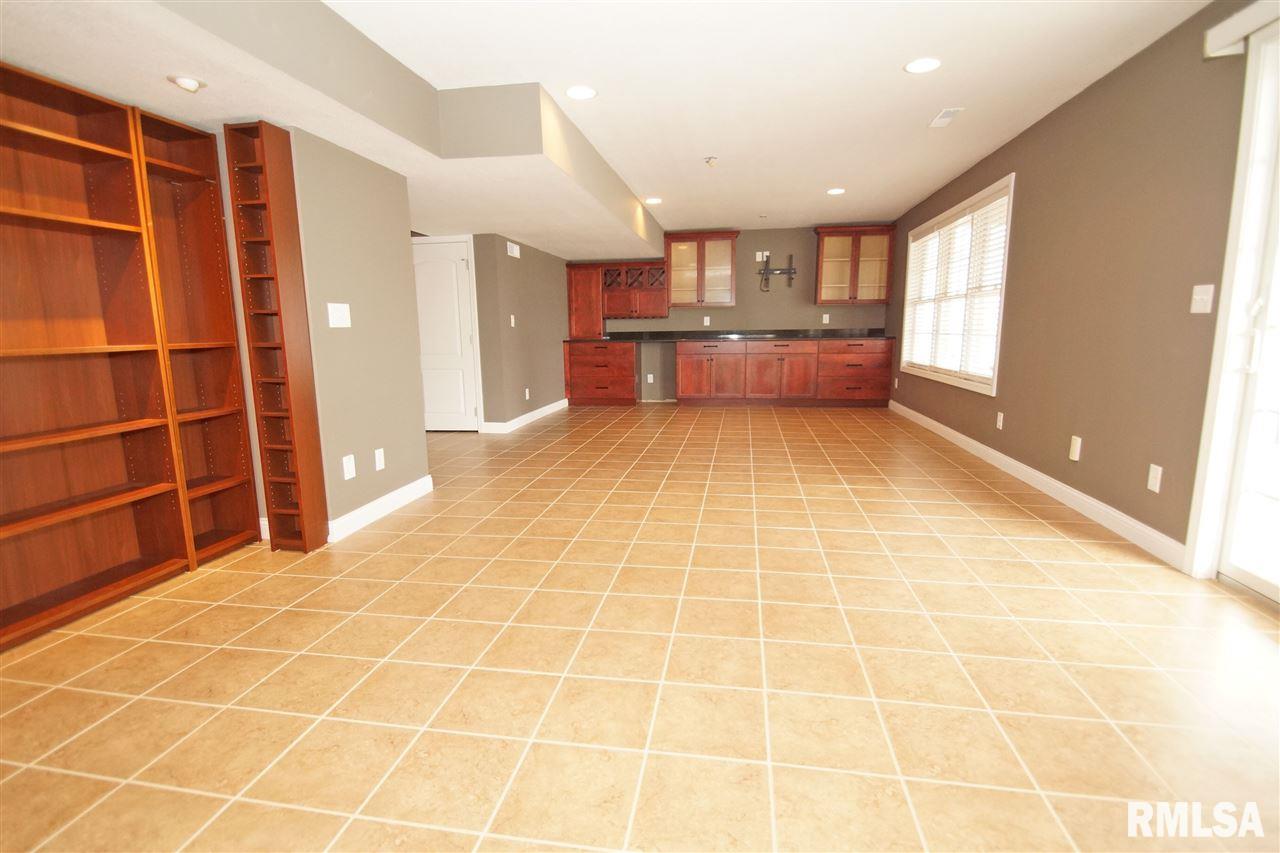 1700 Kingsbury Road Washington, IL 61571 - Photo 25 of 32 Gallery Image 25