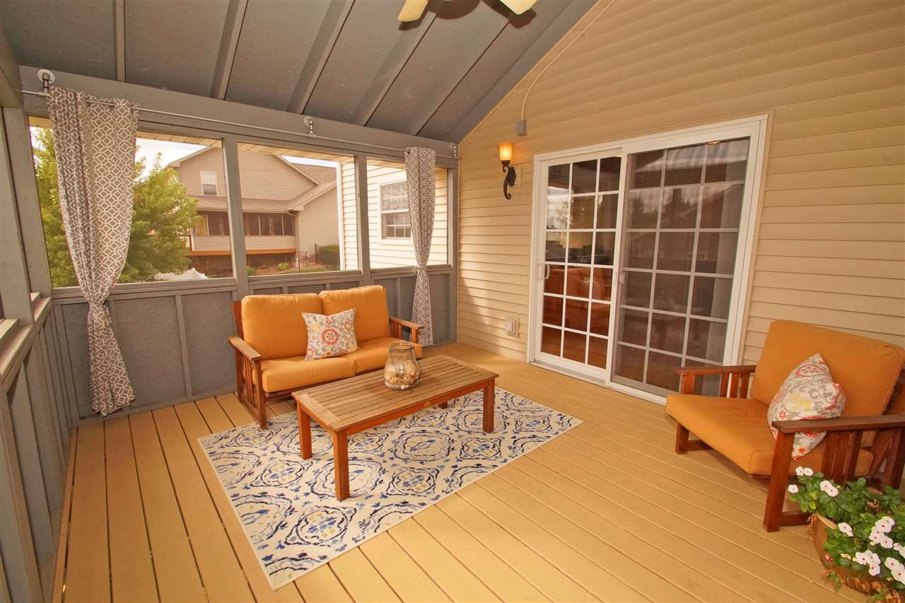 1700 Kingsbury Road Washington, IL 61571 - Photo 5 of 32 Gallery Image 5