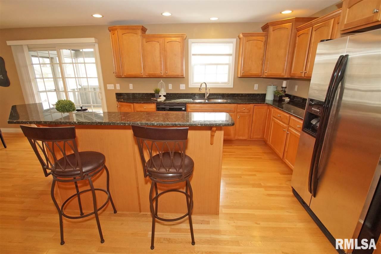 1700 Kingsbury Road Washington, IL 61571 - Photo 9 of 32 Gallery Image 9