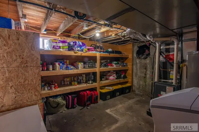 $575,000 | 331 North 3500 East, Lewisville, ID 83431