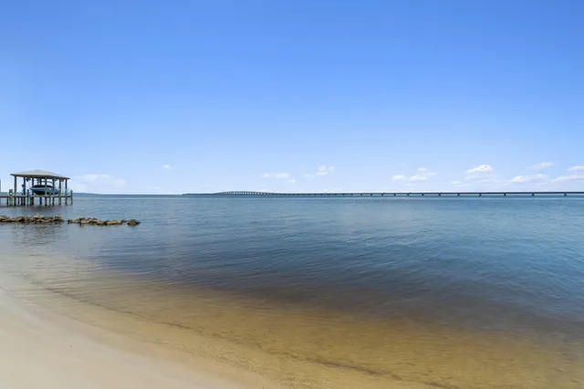 $450,000 | 1702 Stanford Road, Gulf Breeze, FL 32563