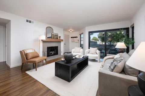 $875,000 | 1422 Via Vista, San Mateo, CA 94404