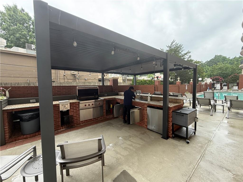 3820 Roswell Road Northeast, Unit 709 Atlanta, GA 30342 - Photo 31 of 36