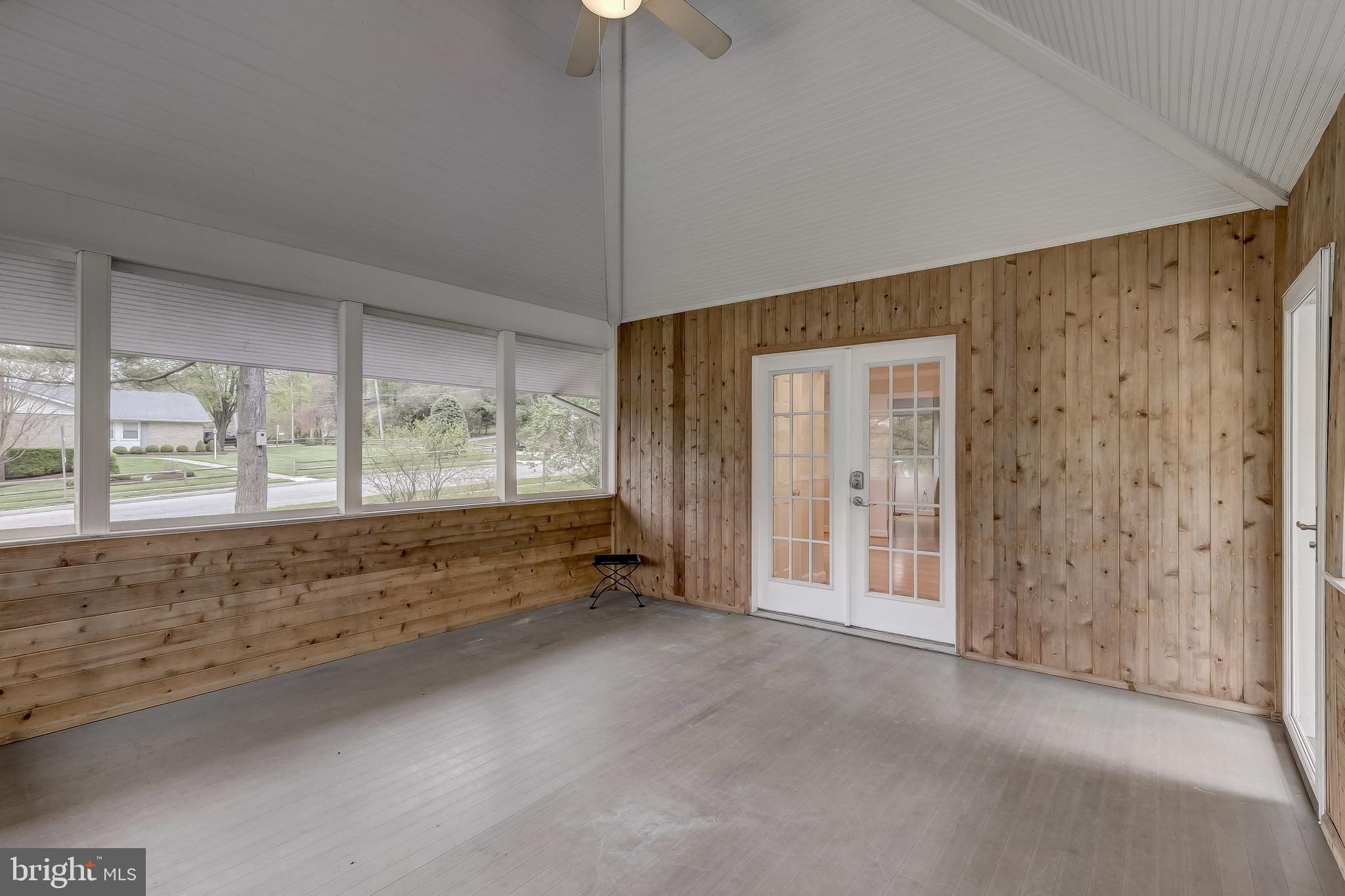 400 West Timonium Road Lutherville-Timonium, MD 21093 - Photo 39 of 62 Large private sunroom