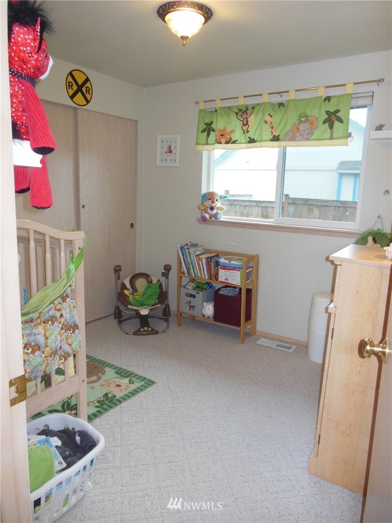 17935 Charlotte Place Southwest Rochester, WA 98579 - Photo 12 of 19 Gallery Image 12