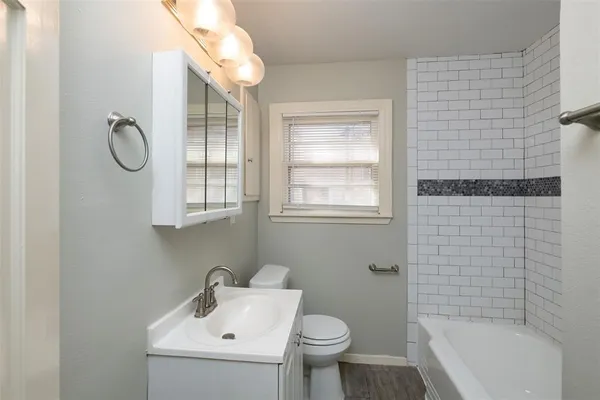 $1,650 | 2308 North Edgewood Terrace, Fort Worth, TX 76103