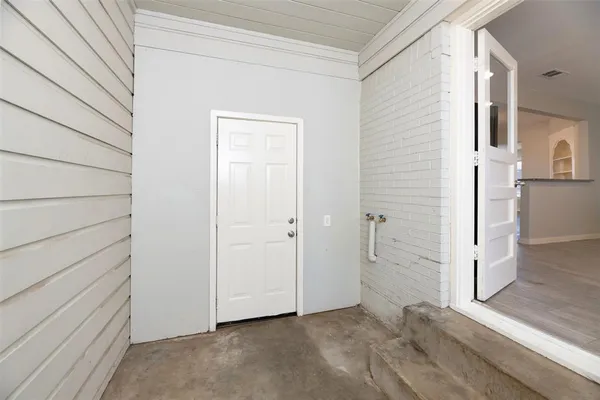 $1,650 | 2308 North Edgewood Terrace, Fort Worth, TX 76103