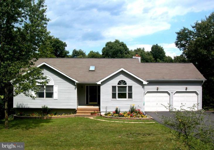 169 Holiday Road Cross Junction, VA 22625 - Photo 1 of 30 Exterior (Main)