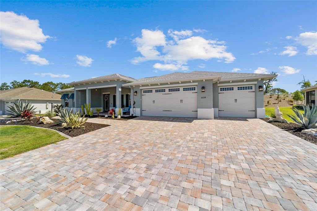 10298 Southwest 96th Loop Ocala, FL 34481 - Photo 2 of 59