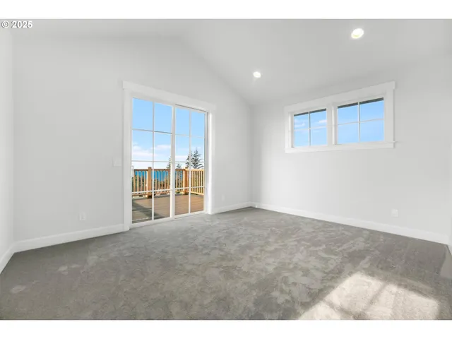 $1,025,000 | 1128 Northeast Marmoris Avenue, Depoe Bay, OR 97341