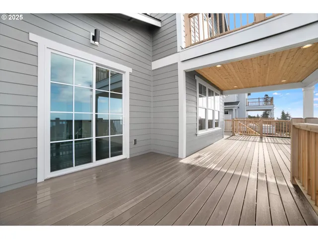 $1,025,000 | 1128 Northeast Marmoris Avenue, Depoe Bay, OR 97341