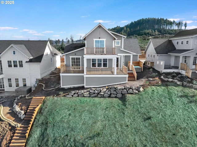 $1,025,000 | 1128 Northeast Marmoris Avenue, Depoe Bay, OR 97341