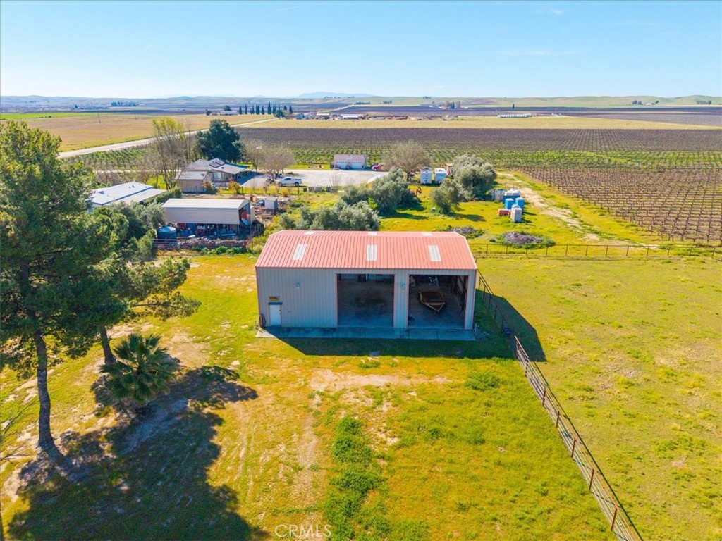 2100 Starkey Road Shandon, CA 93461 - Photo 24 of 39 a view of an ocean