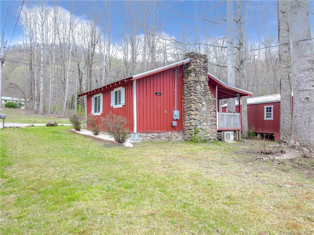 134 Chestnut Creek Road Candler, NC 28715 - Photo 14 of 17 Gallery Image 14