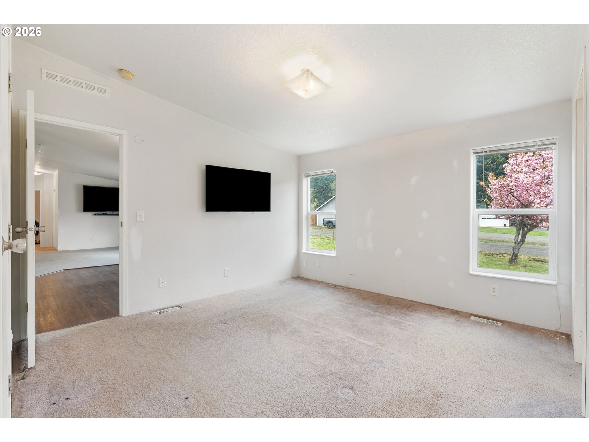 151 Russell's Timber Lane Carson, WA 98610 - Photo 15 of 38