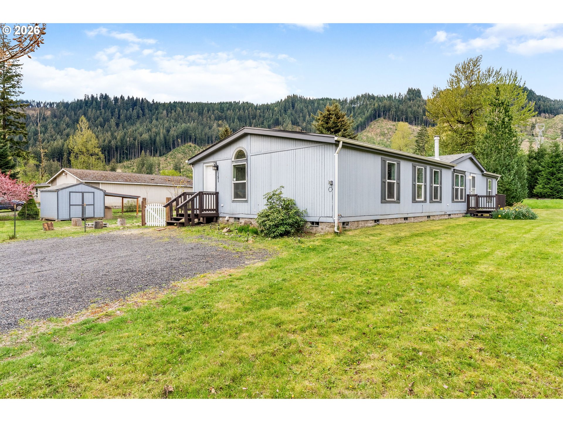 151 Russell's Timber Lane Carson, WA 98610 - Photo 36 of 38 Driveway