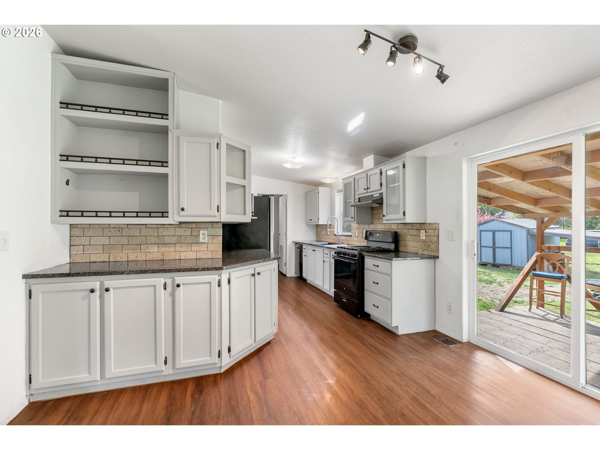 151 Russell's Timber Lane Carson, WA 98610 - Photo 5 of 38