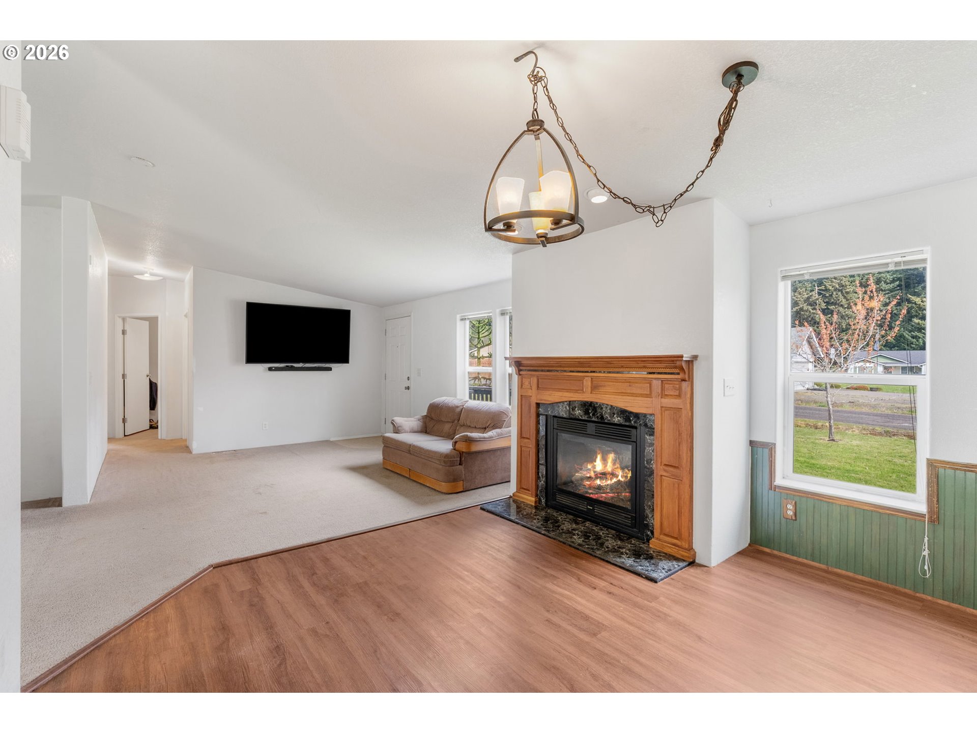 151 Russell's Timber Lane Carson, WA 98610 - Photo 10 of 38 Fireplace Gas Burning Stove/Insert