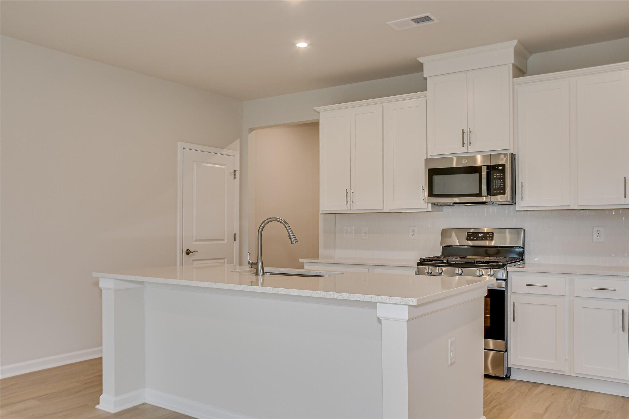 3027 Dale Street Grovetown, GA 30813 - Photo 10 of 56 Kitchen w/ Island Seating