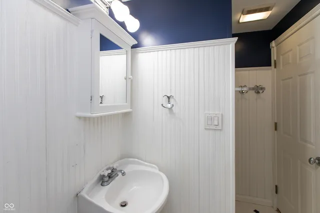 $1,200,000 | 6844 Highway 75, Jamestown, IN 46147