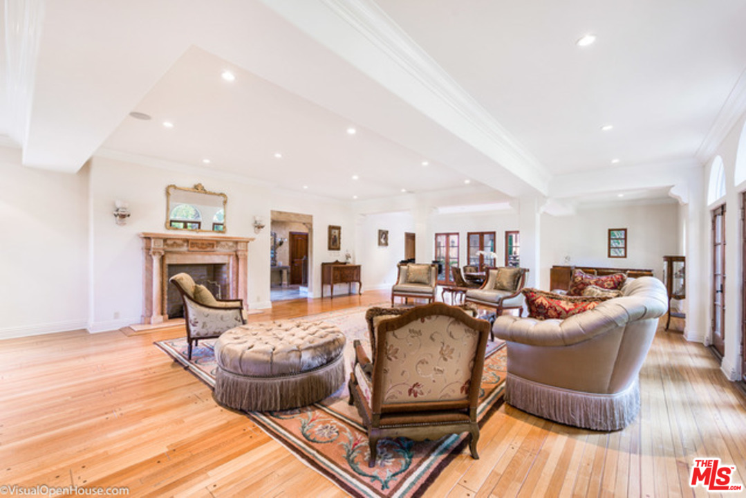 725 Foothill Road Beverly Hills, CA 90210 - Photo 44 of 48