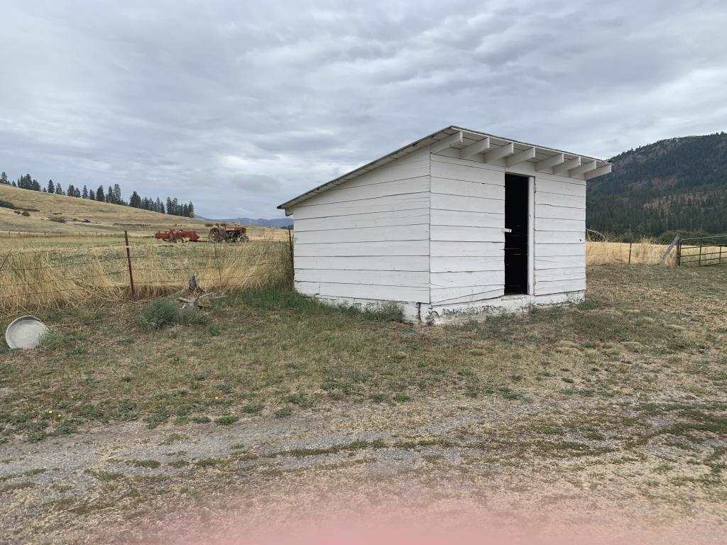 4966 Melin Road Hunters, WA 99137 - Photo 4 of 19 Gallery Image 4