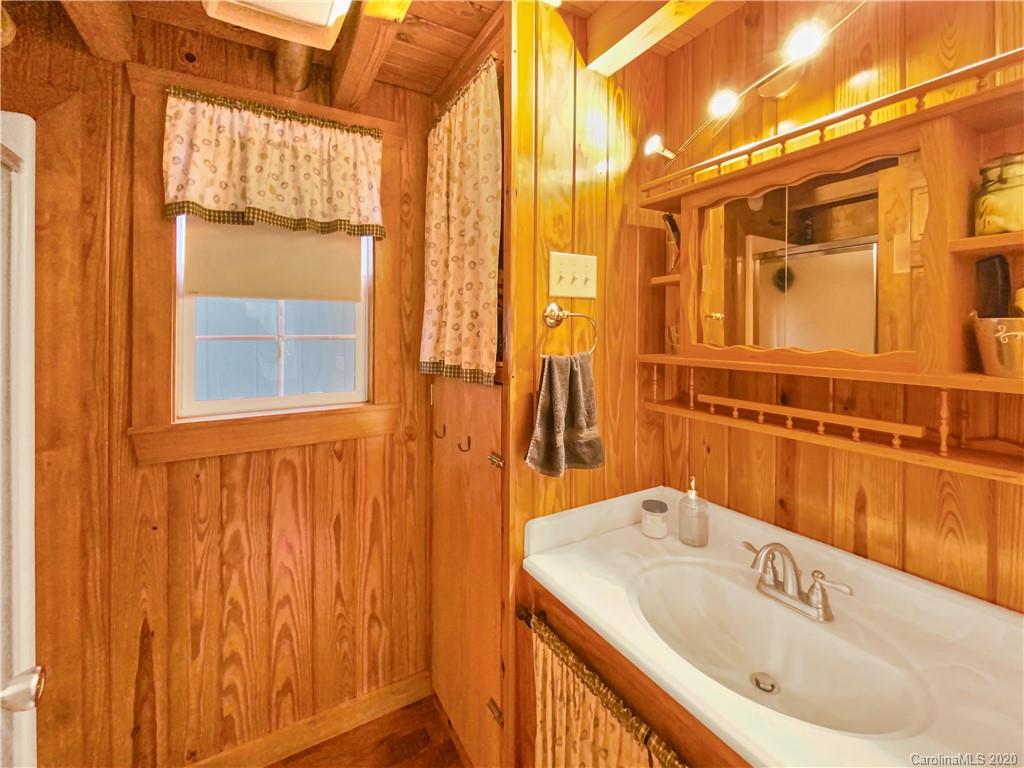 937 Chief Thomas Road Harmony, NC 28634 - Photo 14 of 19 Gallery Image 14