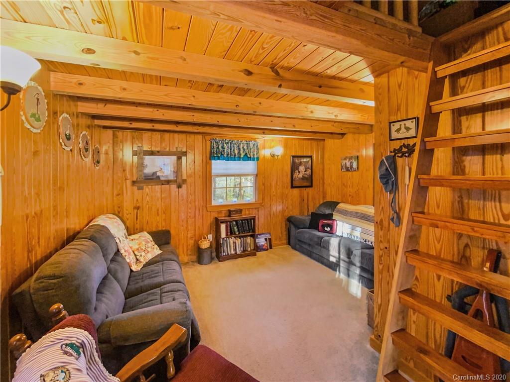 937 Chief Thomas Road Harmony, NC 28634 - Photo 8 of 19 Gallery Image 8