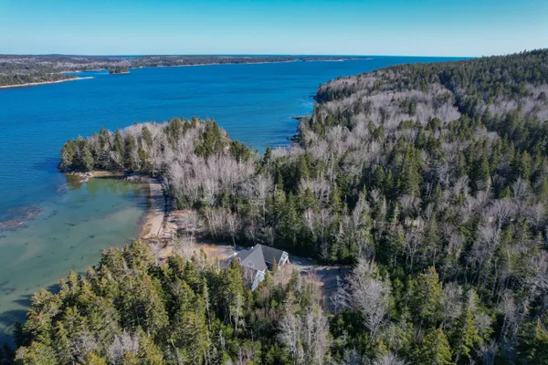 $899,000 | 10 Point Road, Steuben, ME 04680