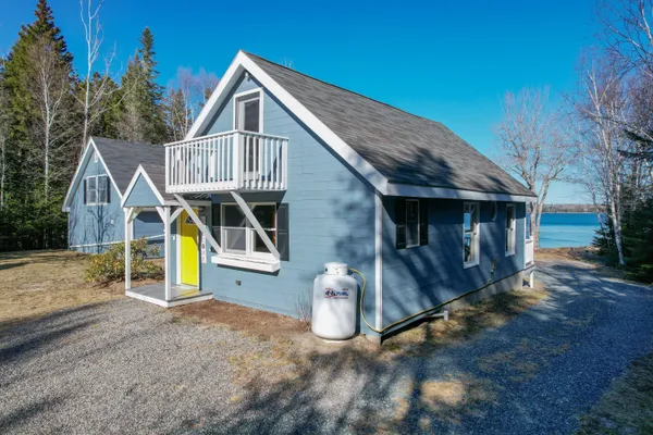 $899,000 | 10 Point Road, Steuben, ME 04680