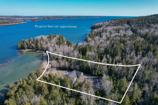 $899,000 | 10 Point Road, Steuben, ME 04680