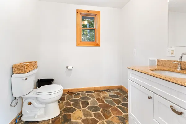 $899,000 | 10 Point Road, Steuben, ME 04680