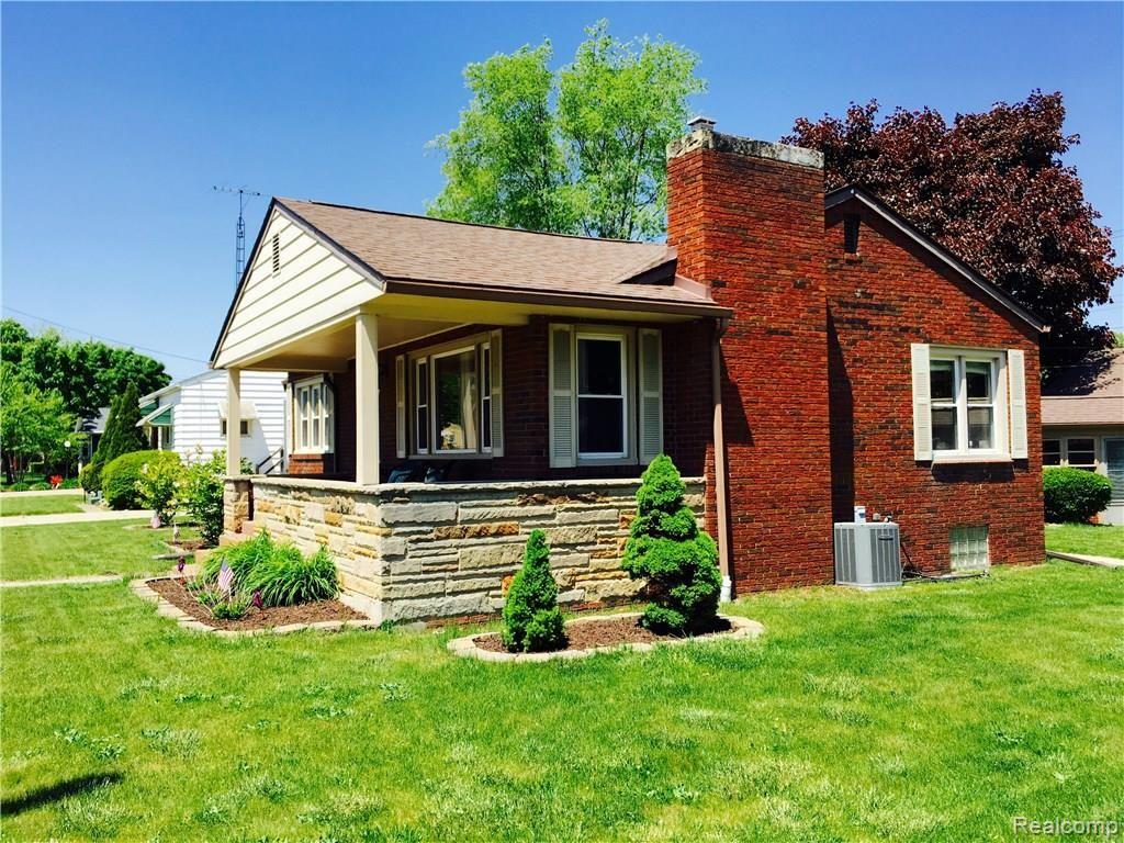 1604 South Custer Road Monroe, MI 48161 - Photo 3 of 26