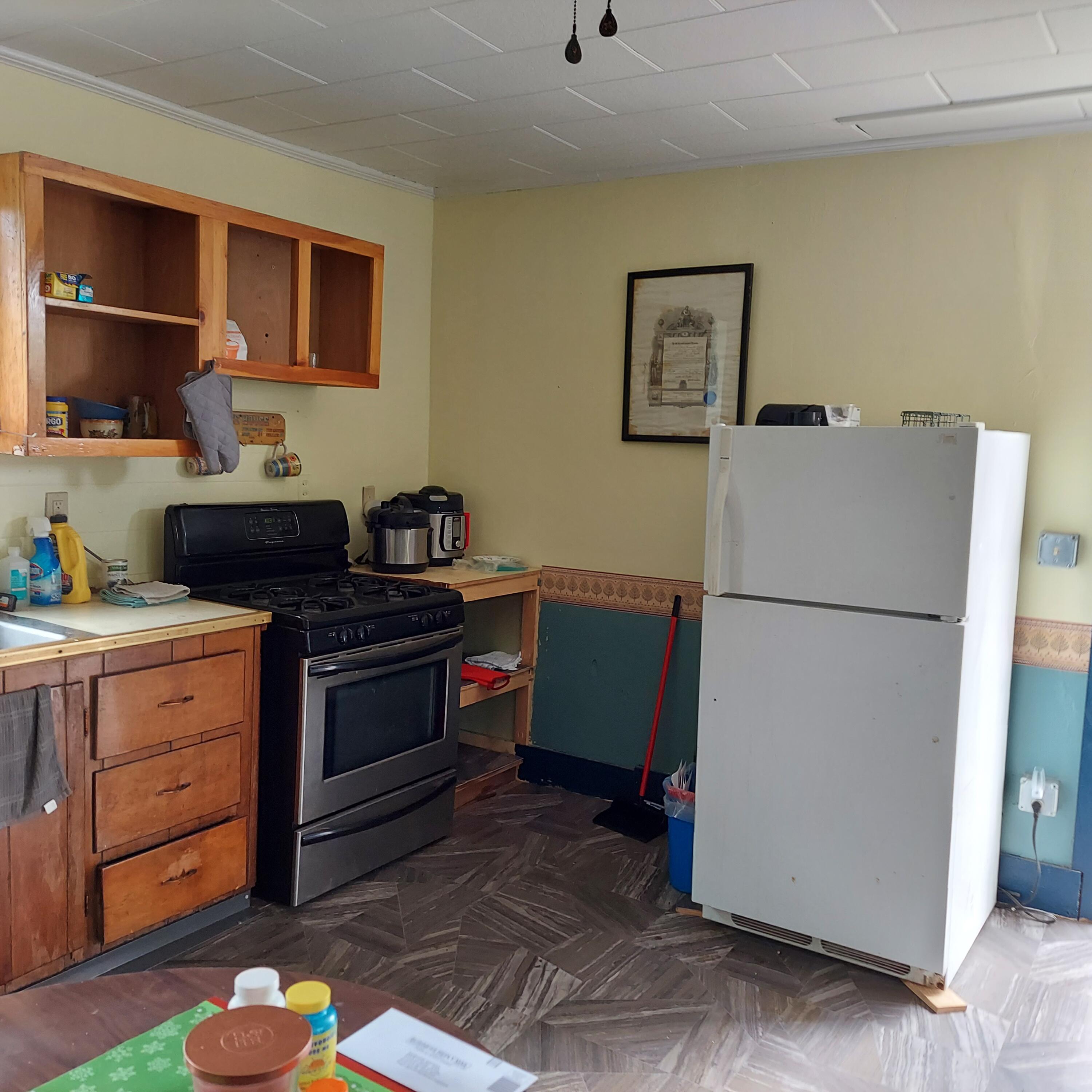 149 Depot Street Unity, ME 04988 - Photo 11 of 20 Unity kitchen