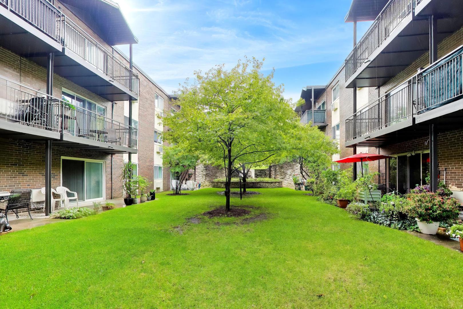 6359 North Ridge Avenue, Unit 302 Chicago, IL 60660 - Photo 28 of 33 Gallery Image 28