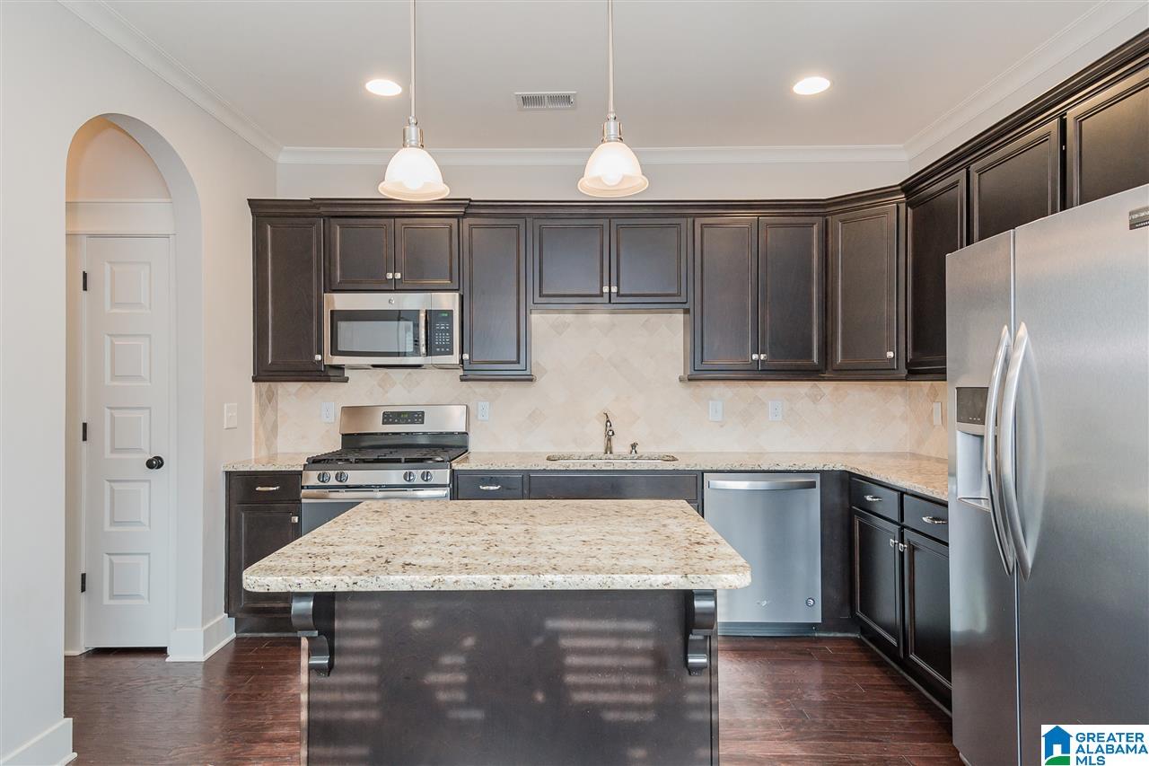 2828 Montevallo Park Road Birmingham, AL 35210 - Photo 12 of 37
