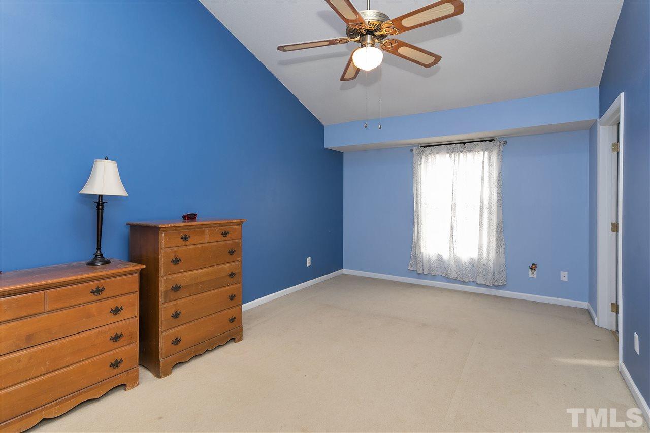 8305 Bellingham Circle Raleigh, NC 27615 - Photo 11 of 24 Gallery Image 11