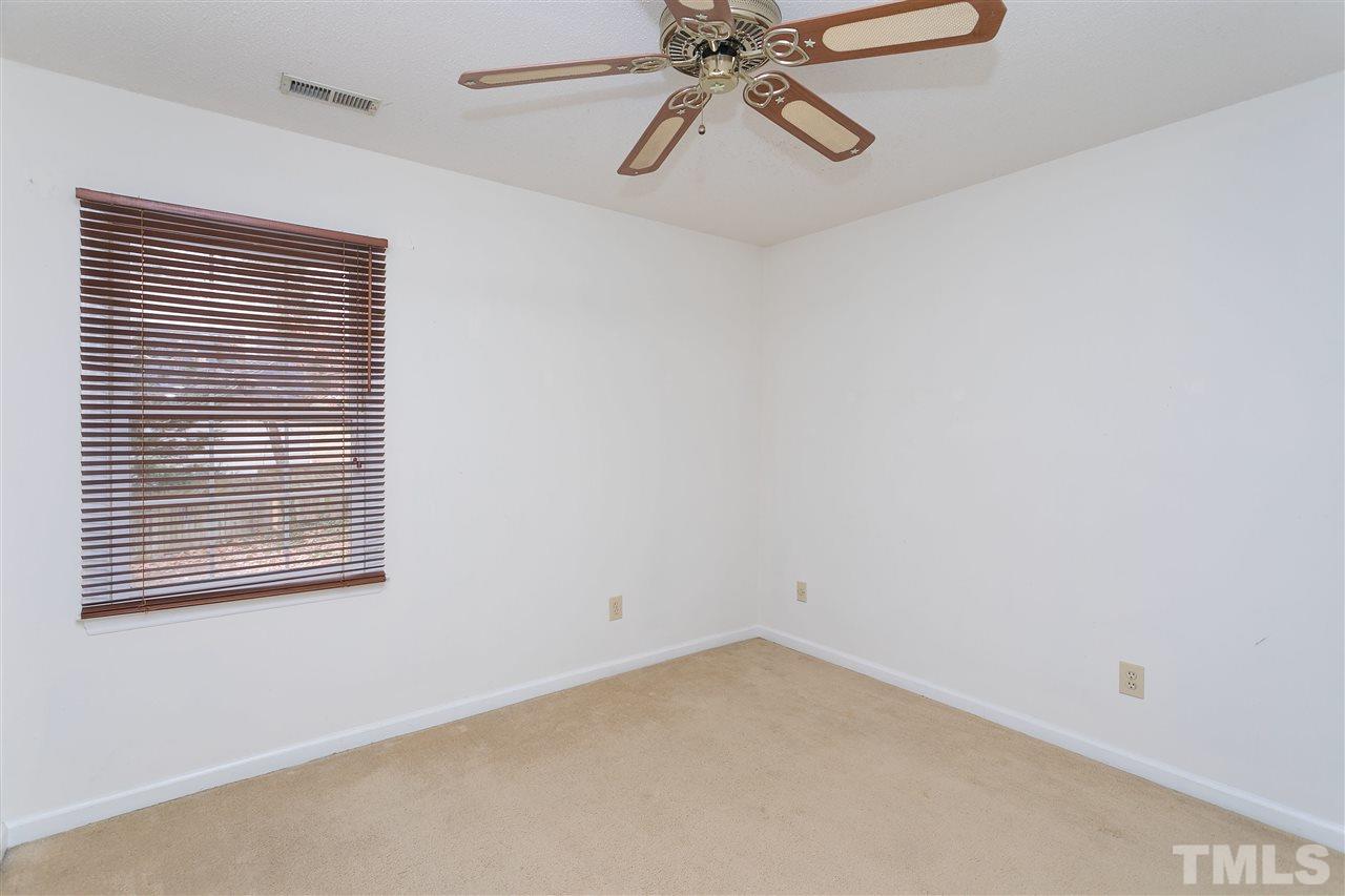 8305 Bellingham Circle Raleigh, NC 27615 - Photo 17 of 24 Gallery Image 17