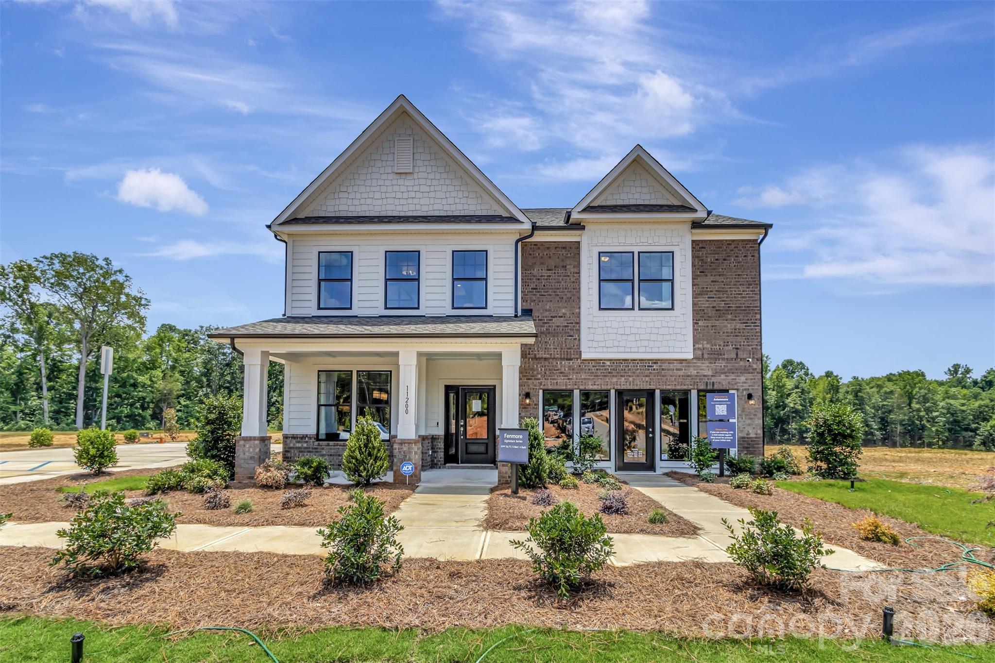 11200 Lochmere Road Charlotte, NC 28278 - Photo 1 of 43