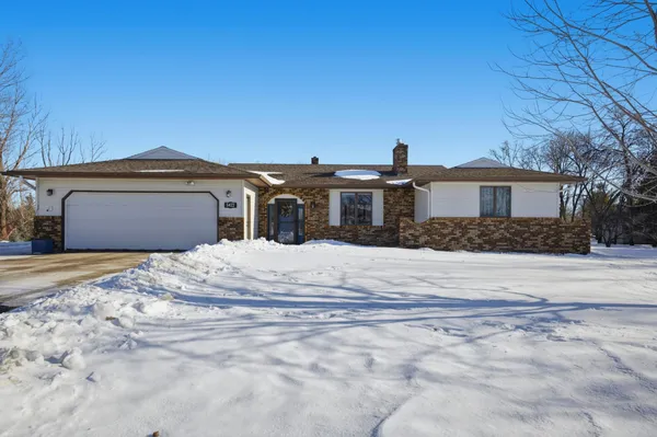 $507,500 | 5422 35th Street South, Fargo, ND 58104