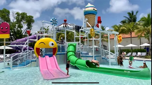 $3,350 | 20200 West Country Club Drive, Unit 112, Aventura, FL 33180