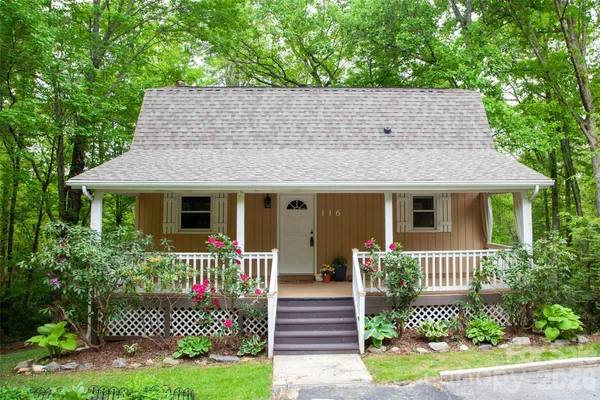 $439,500 | 116 Vehorn Road, Fairview, NC 28730