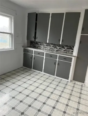 $1,000 | 113 Wilkes Avenue, Unit 2, Buffalo, NY 14215