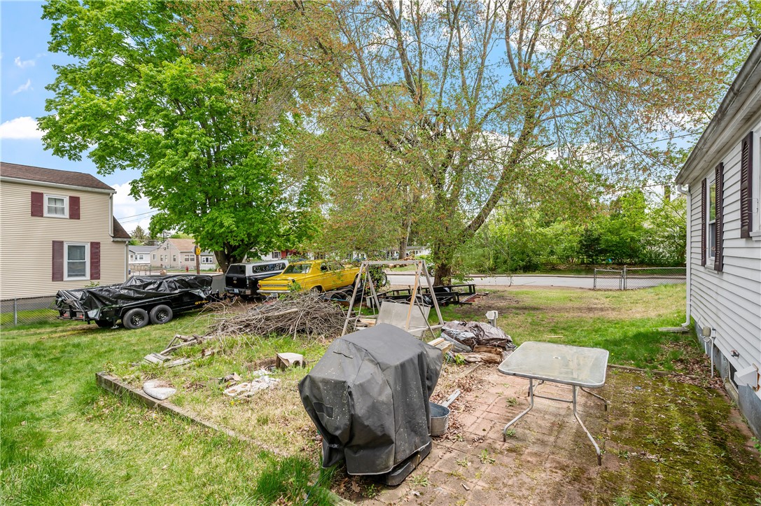 227 Avenue A Woonsocket, RI 02895 - Photo 23 of 27